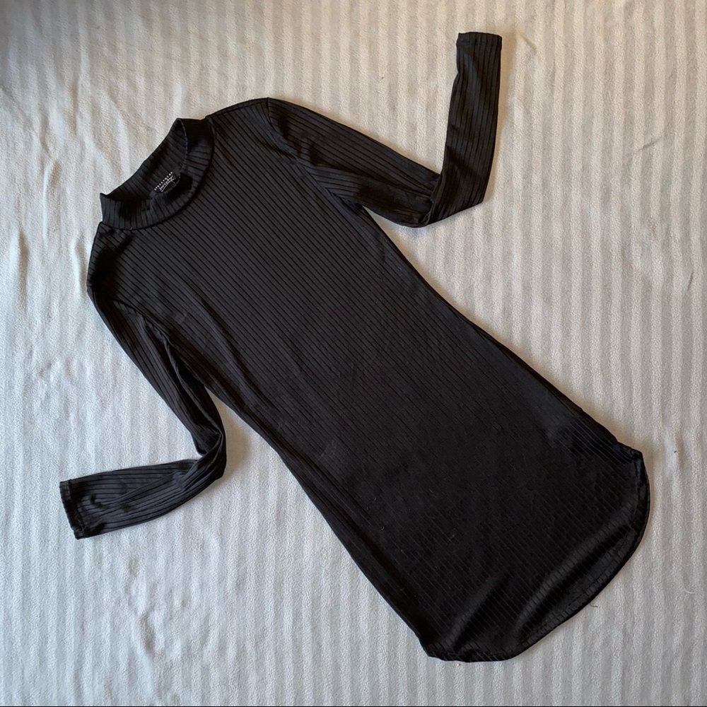 Black highneck long sleeve bodycon dress
